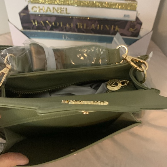 NWT Valentino Orlandi crossbody - Picture 5 of 6